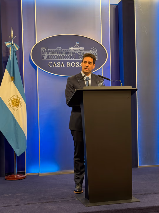 Adri&aacute;n Ravier, vocero presidencial, en su habitual conferencia de prensa de los martes.