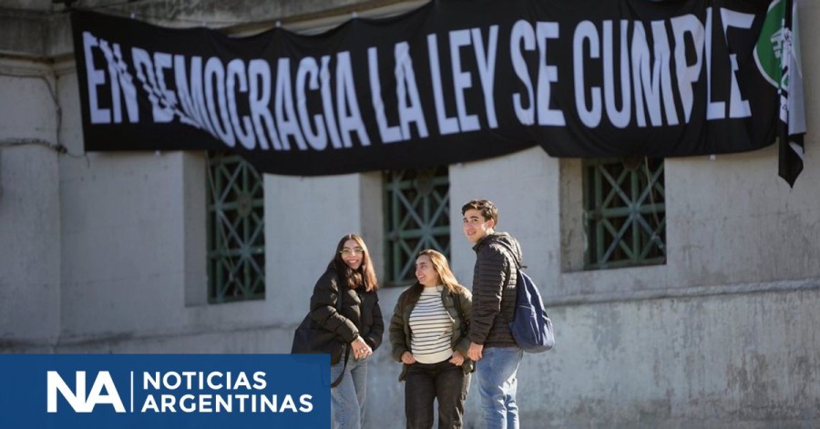 PROTESTA. Los universitarios de todo el pa&iacute;s volvieron a reclamar este mi&eacute;rcoles por mejoras salariales y la aplicaci&oacute;n de la Ley de Financiamiento.