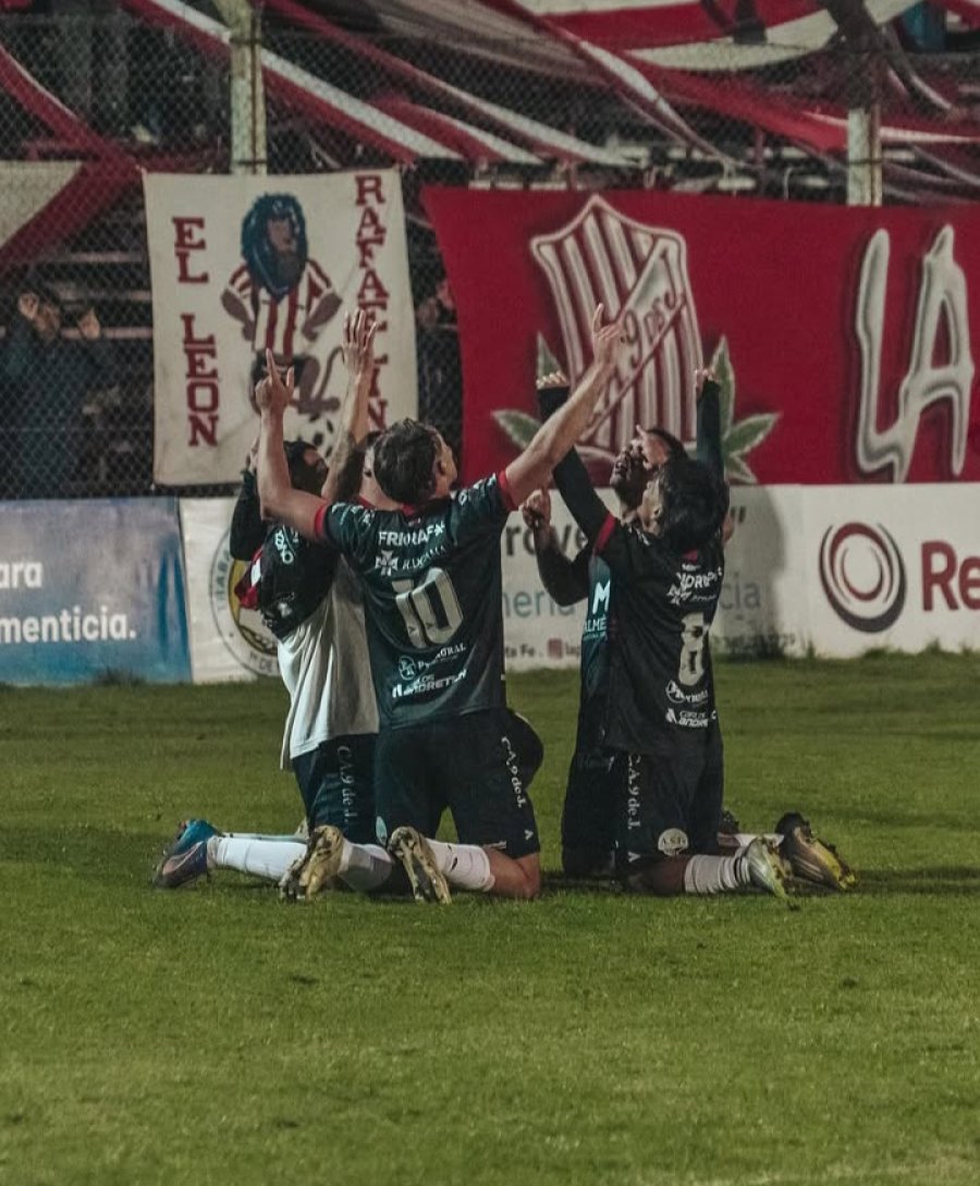 NOCHE TRIUNFAL. EL Le&oacute;n se qued&oacute; con tres puntos fundamentales.