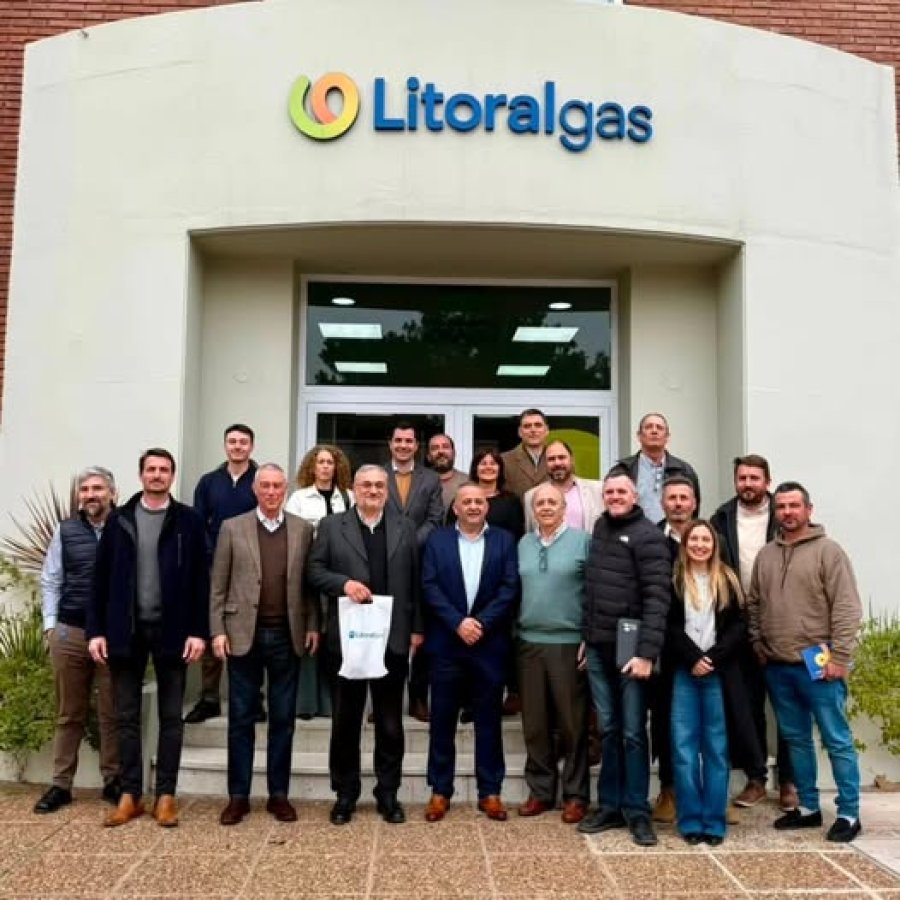 El grupo que particip&oacute; en la reuni&oacute;n.