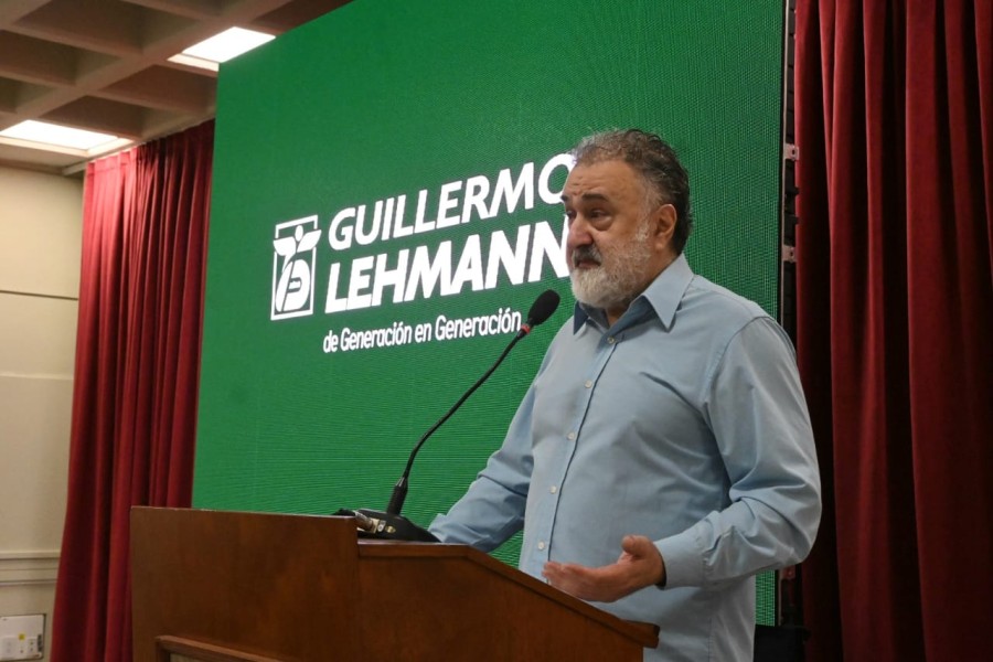 El destacado fil&oacute;sofo Alejandro Rozitchner al disertar en el Centro Comercial e Industrial convocado por La Lehmann.