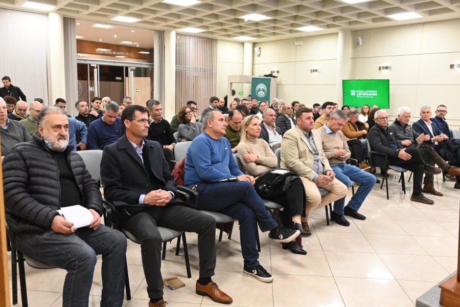 La actividad de La Lehmann se desarroll&oacute; en el Auditorio del Centro Comercial e Industrial de Rafaela y la Regi&oacute;n. (FOTO CGL)