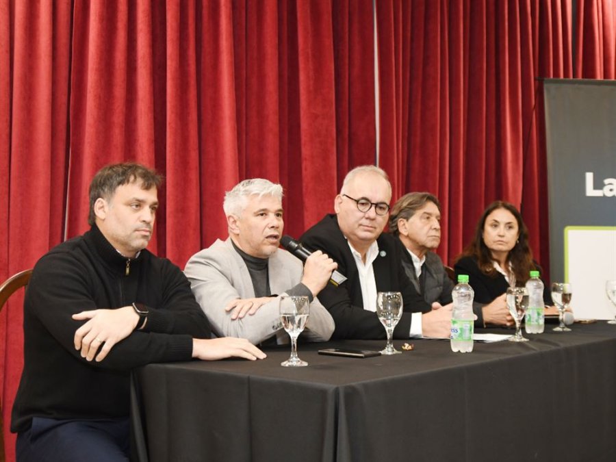 La muestra de Rafaela tiene como objetivo volver a poner a la industria en el centro de la discusi&oacute;n sobre el desarrollo argentino. (FOTO CCIRR)