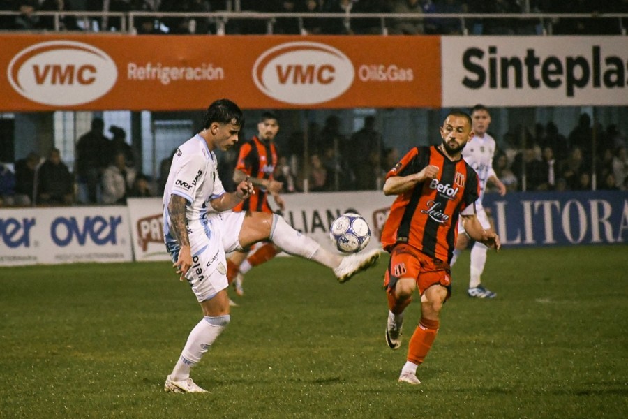 Atl&eacute;tico de Rafaela fue m&aacute;s pero empat&oacute; 0 a 0 frente a Defensores de Belgrano