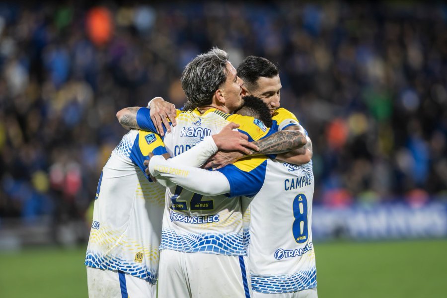 DOS FRENTES. El equipo rosarino prioriza la Libertadores, pero querr&aacute; sumar en el Clausura.