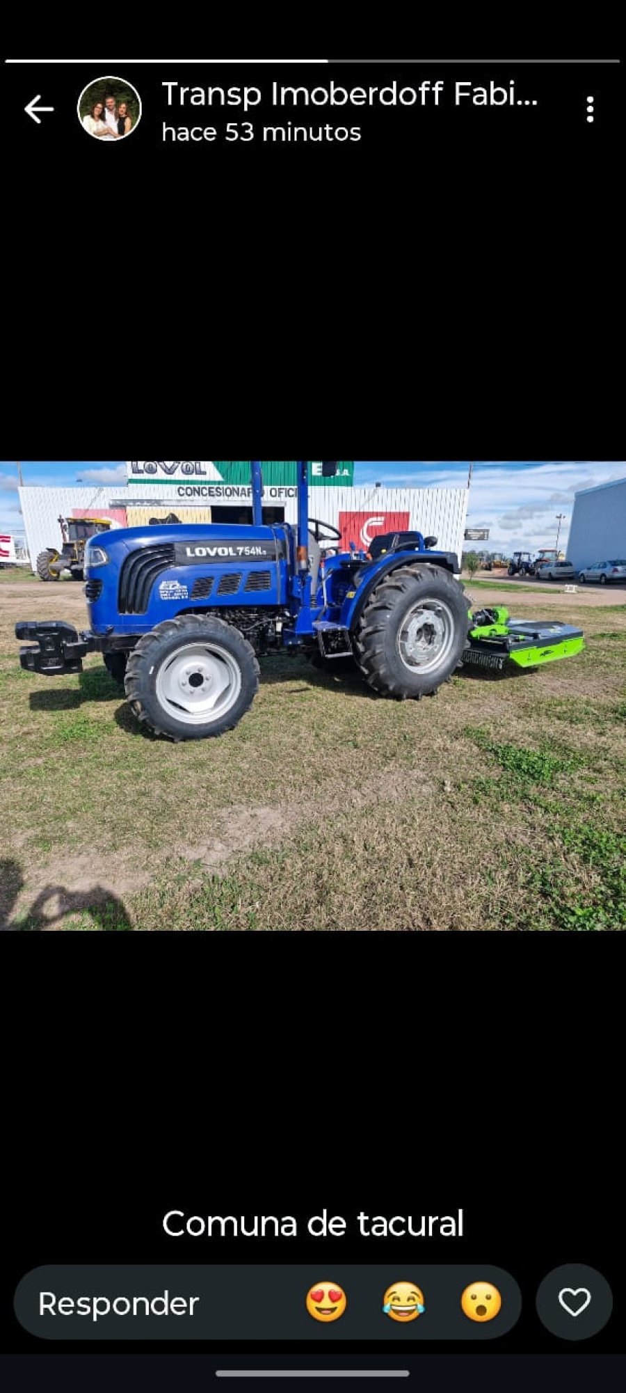 El  tractor recientemente adquirido.