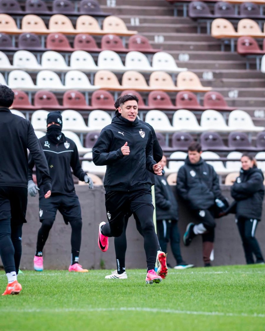 CALAMAR. Uno de sus &uacute;ltimos entrenamientos.
