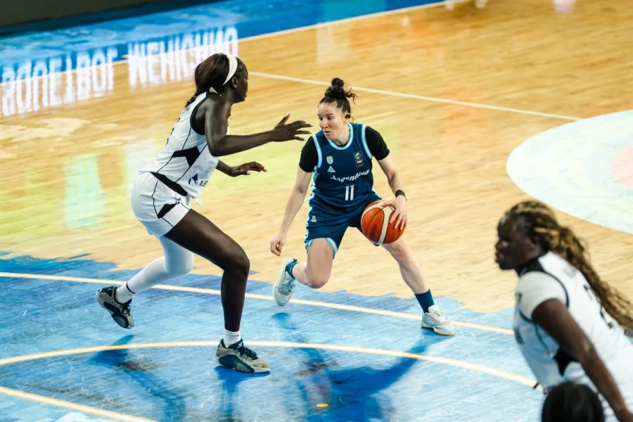 DETERMINANTE. Gretter condujo a un buen triunfo del seleccionado.