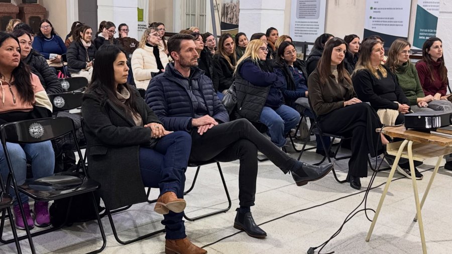 El Intendente estuvo entre el público asistente.