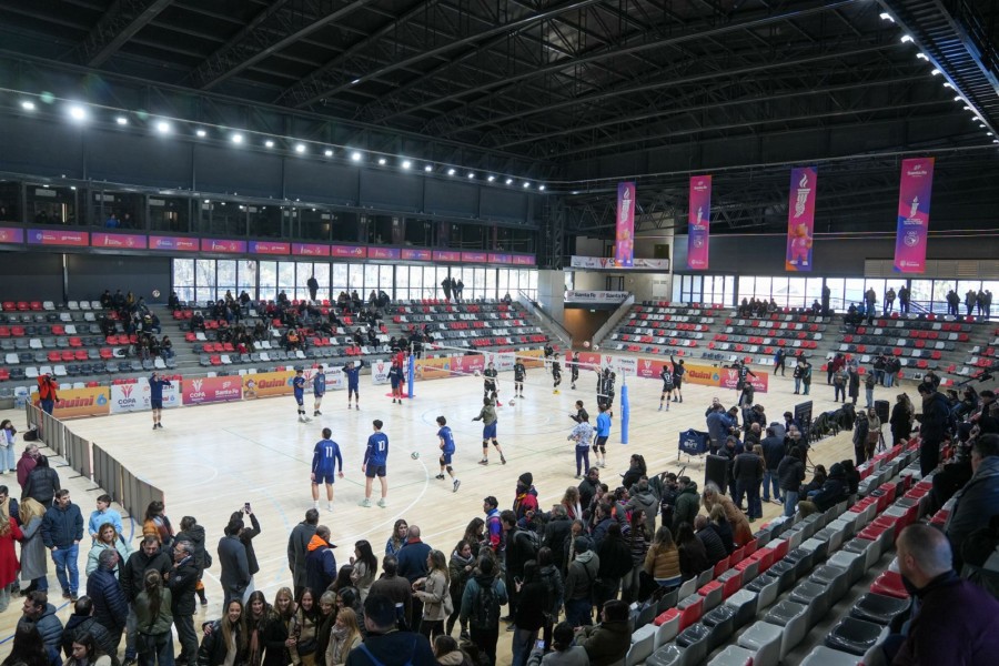 La inauguraci&oacute;n no se limit&oacute; al corte de cintas y a los discursos sino que tambi&eacute;n hubo deportes. (FOTO SC)