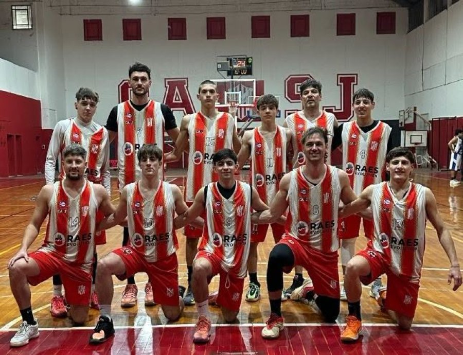 BUEN DOMINGO. El Le&oacute;n gan&oacute; de local.