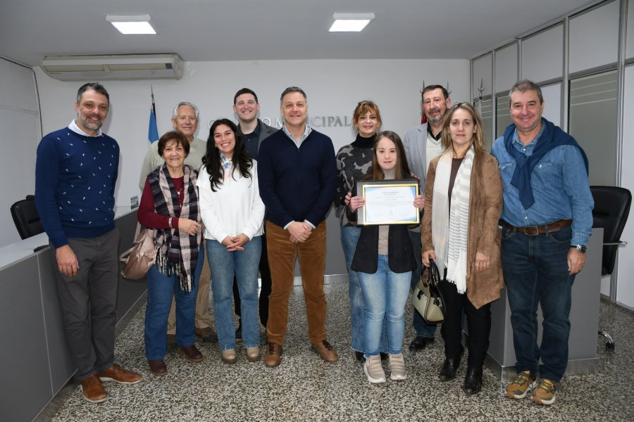 La ceremonia se desarroll&oacute; en el reciento de sesiones.