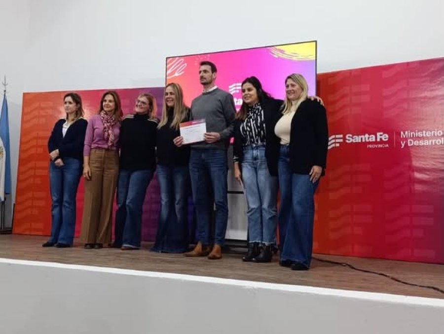 Los representantes locales participaron adem&aacute;s de una capacitaci&oacute;n vinculada al funcionamiento y las l&iacute;neas de trabajo del programa, fortaleciendo las herramientas necesarias para su implementaci&oacute;n.