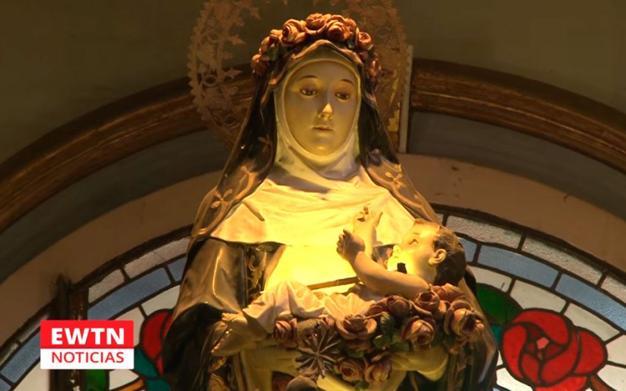 Imagen de Santa Rosa de Lima en la Bas&iacute;lica del Sant&iacute;simo Rosario del Convento de Santo Domingo, en la capital del Per&uacute;.