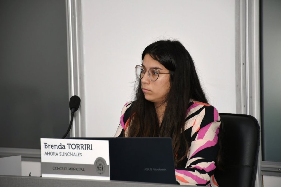 Brenda Torriri en su banca.