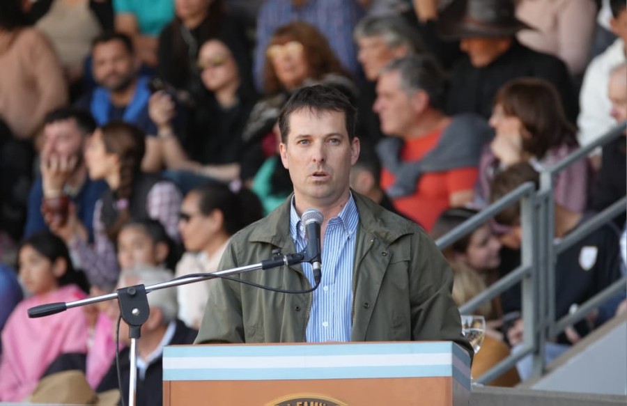 &ldquo;Desde CARSFE queremos discutir no s&oacute;lo c&oacute;mo atravesar los problemas de hoy, sino tambi&eacute;n qu&eacute; producci&oacute;n queremos construir durante los pr&oacute;ximos 10 a&ntilde;os&rdquo;, expres&oacute; Vignatti en la ExpoRural de Rafaela. (FOTO NICO GRAMAGLIA)