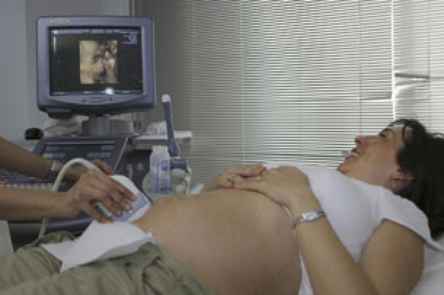De acuerdo a las estad&iacute;sticas, anualmente mueren 10 millones de mujeres por causa de lesiones, enfermedades e infecciones ocurridas durante el embarazo, parto y postparto.