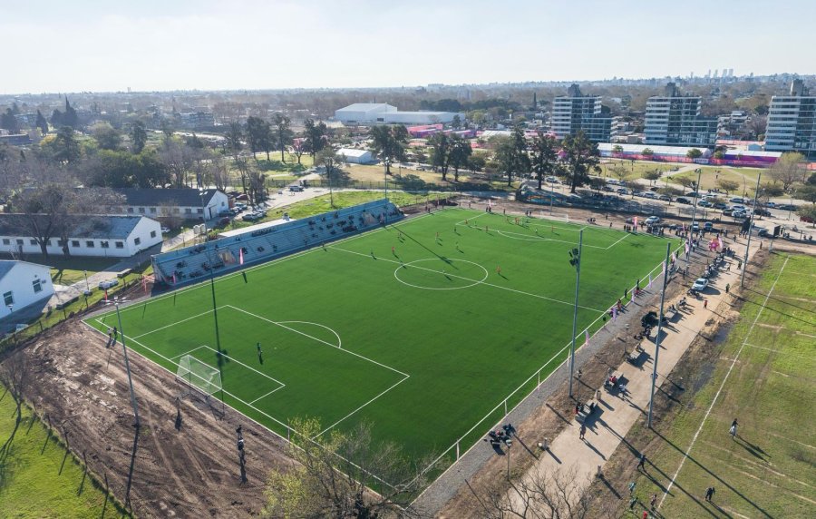 OBRAS DEPORTIVAS. Las intervenciones en el predio de la Asociaci&oacute;n Rosarina de F&uacute;tbol forman parte de la infraestructura desarrollada de cara a los XIII Juegos Suramericanos Santa Fe 2026.