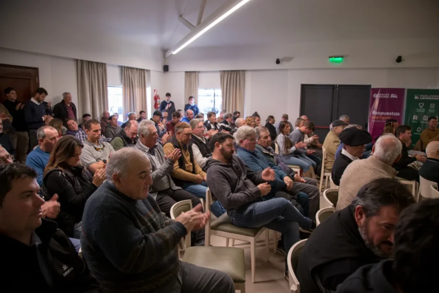 La Cooperativa Guillermo Lehmann despleg&oacute; en la ExpoRural m&uacute;ltiples propuestas, entre ellas charlas para productores. (FOTO CGL)
