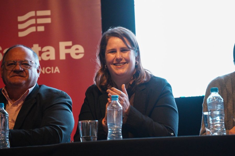 Rams&eacute;s Median y Ver&oacute;nica Gallo durante el sorteo.