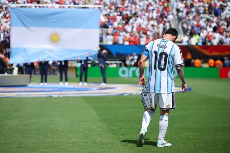 LIONEL MESSI