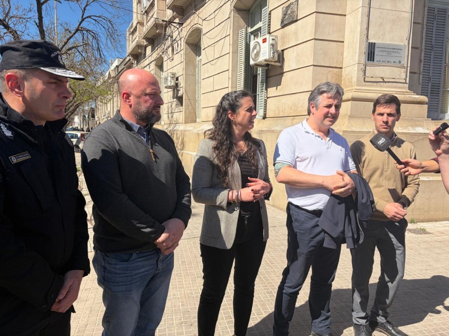 El ministro de Justicia y Seguridad, Pablo Cococcioni, destac&oacute; que la medida permitir&aacute; reducir la sobrepoblaci&oacute;n en &aacute;mbitos policiales. (FOTO LA OPINI&Oacute;N)
