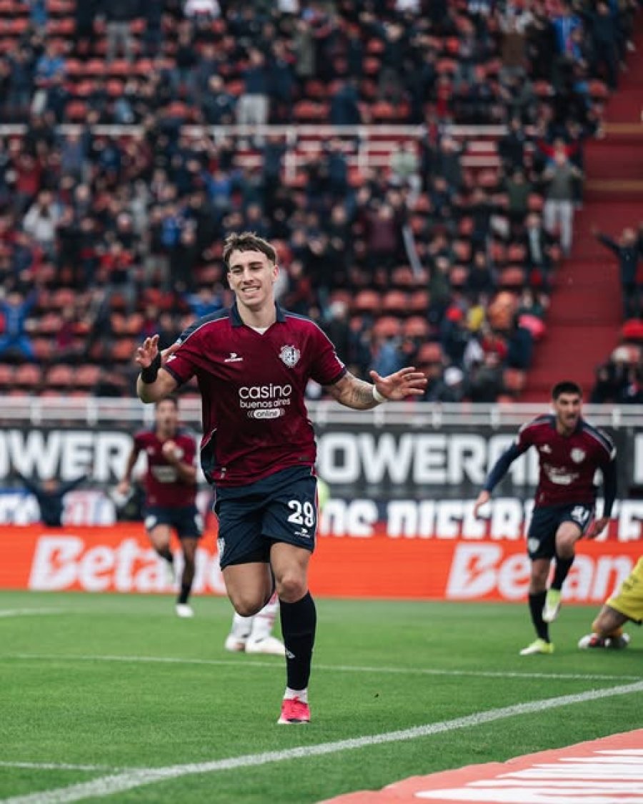 VOLVER A SONREIR. Con los goles de Auzmendi espera festejar el Cicl&oacute;n.