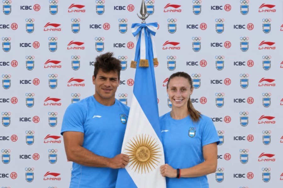 ABANDERADOS. Rub&eacute;n R&eacute;zola y Sof&iacute;a Cair&oacute;.