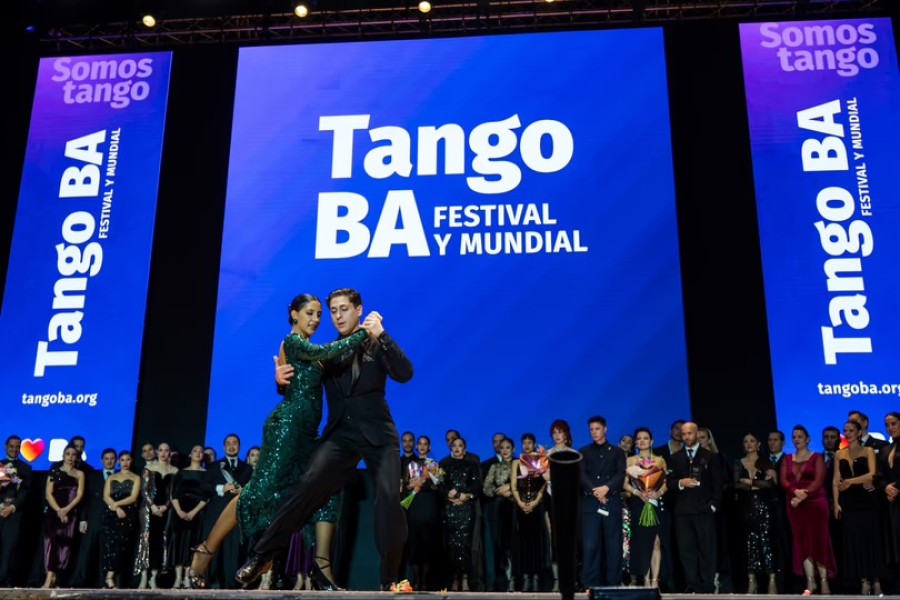 Lucas Gauto y Naima Gerasopoulou se consagraron campeones de la categor&iacute;a de Tango de Pista 2026.