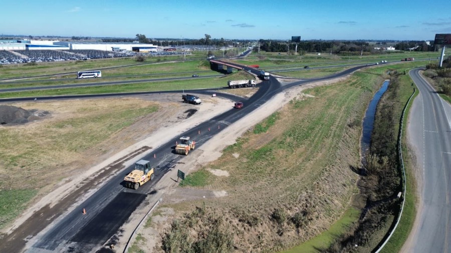 El Gobierno de Santa Fe avanza con la rehabilitaci&oacute;n de la Ruta A012.