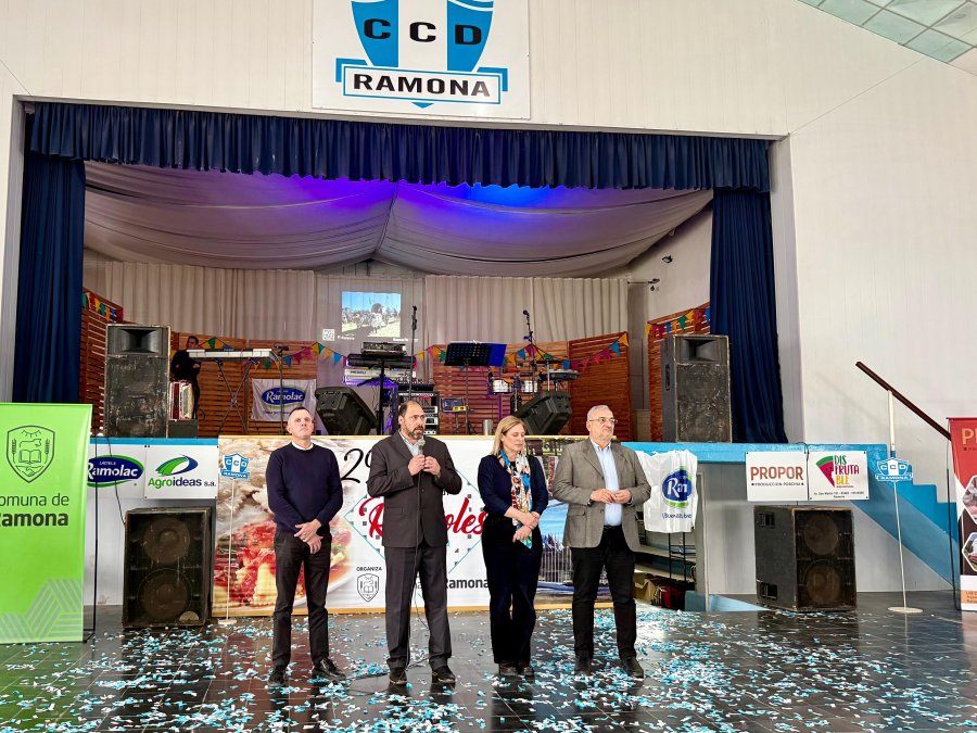 Rodolfo Giacosa, Jos&eacute; Barbero, Gisela Scaglia y Alcides Caklvio.