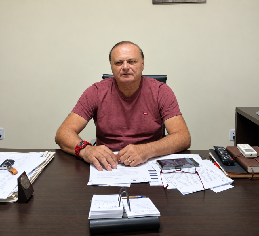 Roberto Oesquer lament&oacute; que la situaci&oacute;n institucional de la UOM impida a la Seccional organizar sus habituales actividades sociales y deportivas por el D&iacute;a del Metal&uacute;rgico.