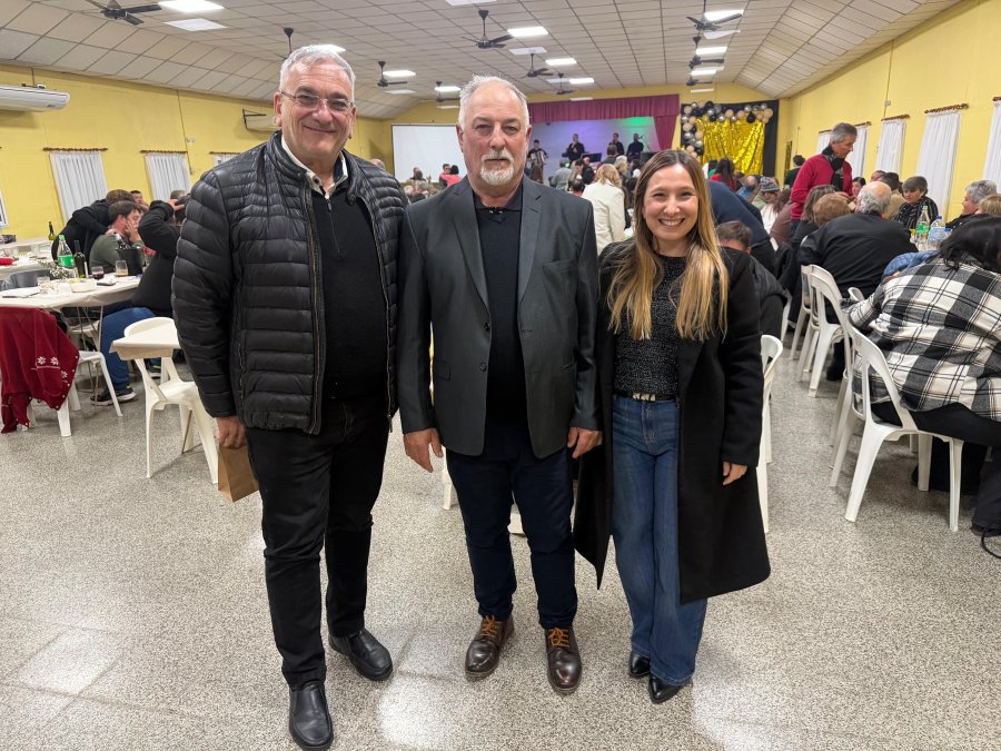 Alcides Calvo, Jorge Ovena y B&aacute;rbara Chivallero.a