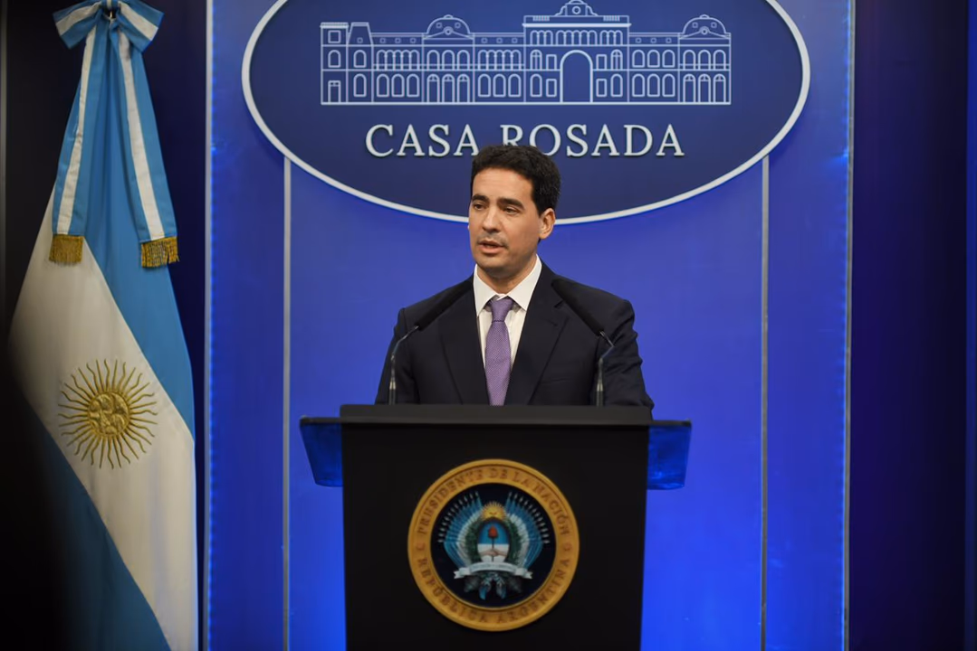 Adri&aacute;n Ravier habl&oacute; en conferencia de prensa.