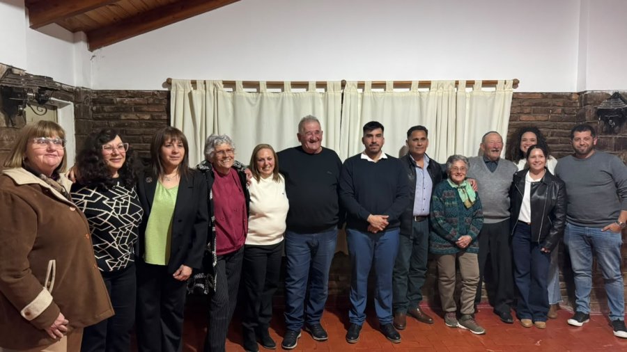 Las autoridades que participaron de la celebraci&oacute;n.
