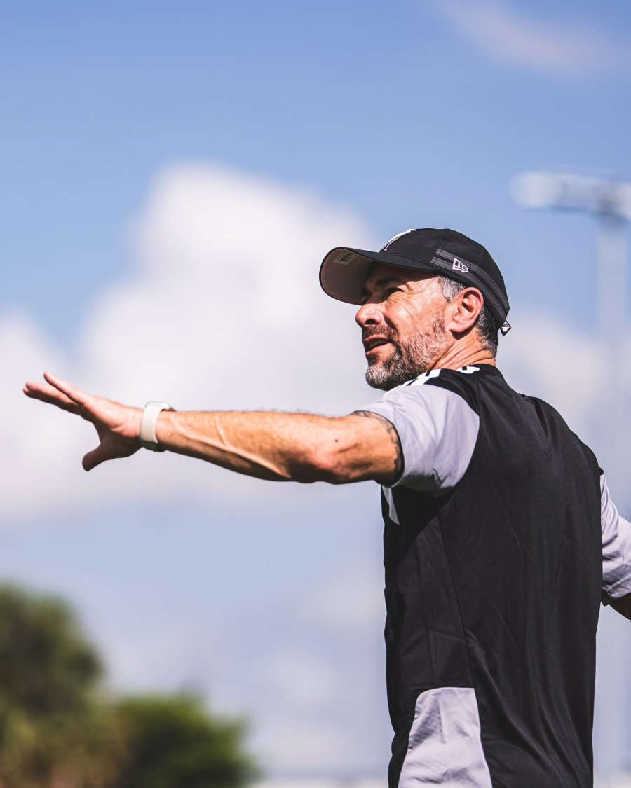 DESAFIO. El entrenador que dirigir&aacute; a Messi en Estados Unidos.