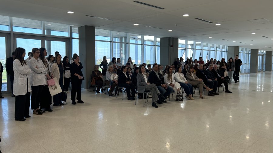 El Hospital despidi&oacute; a sus residentes y recibi&oacute; a los nuevos.