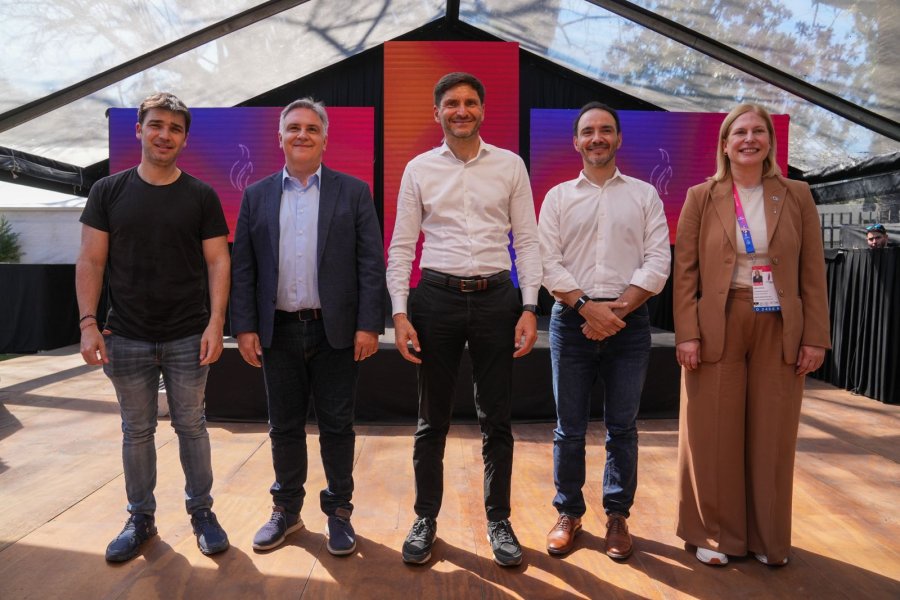 FUNCIONARIOS.  &ldquo;Va a ser un antes y un despu&eacute;s para la provincia&rdquo;, coincidieron los mandatarios provinciales en su visita a los Juegos Suramericanos que se est&aacute;n desarrollando en Santa Fe.
