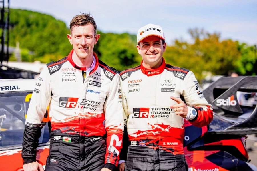 Elfyn Evans y Scott Martin pasaron a ser los grandes candidatos.