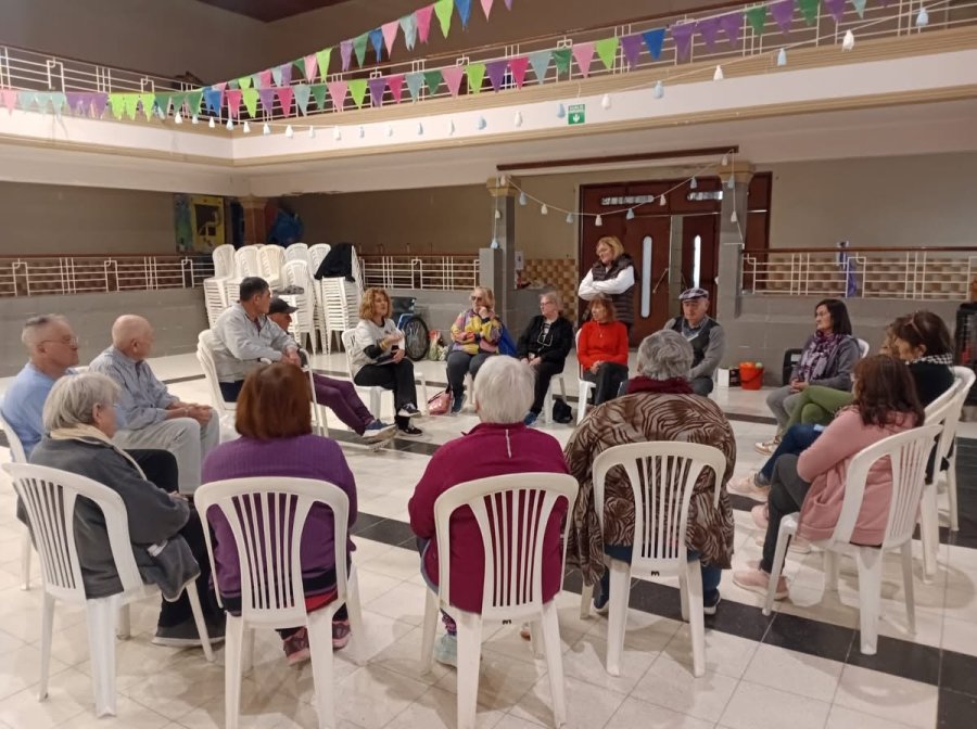 Uno de los encuentros del taller.