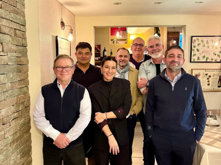 Andr&eacute;s Ferrero, Pablo Laorden, Tatiana Santori, Oscar Parra, Gabriel Corrado, Diego Turco y Diego Castro.