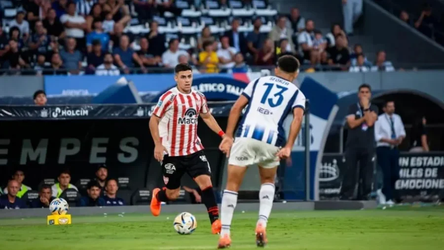 ALEX LUNA, EL RAFAELINO QUE LA ROMPE EN LA GLORIA