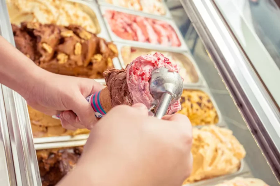 El consumo de helado crece notoriamente con la llegada de la primavera.