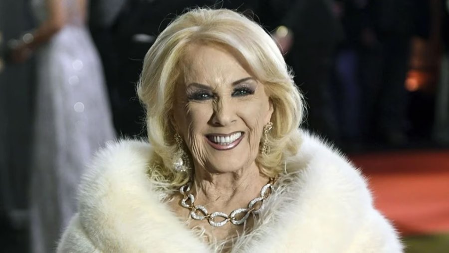 La conductora Mirtha legrand.