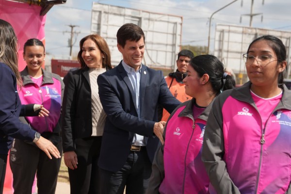 Viotti agradeci&oacute; a voluntarios y empleados municipales: "Estamos haciendo historia en Rafaela"
