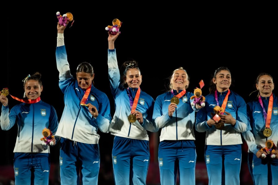 EL RUGBY FEMENINO DE ARGENTINA EN LO MAS ALTO