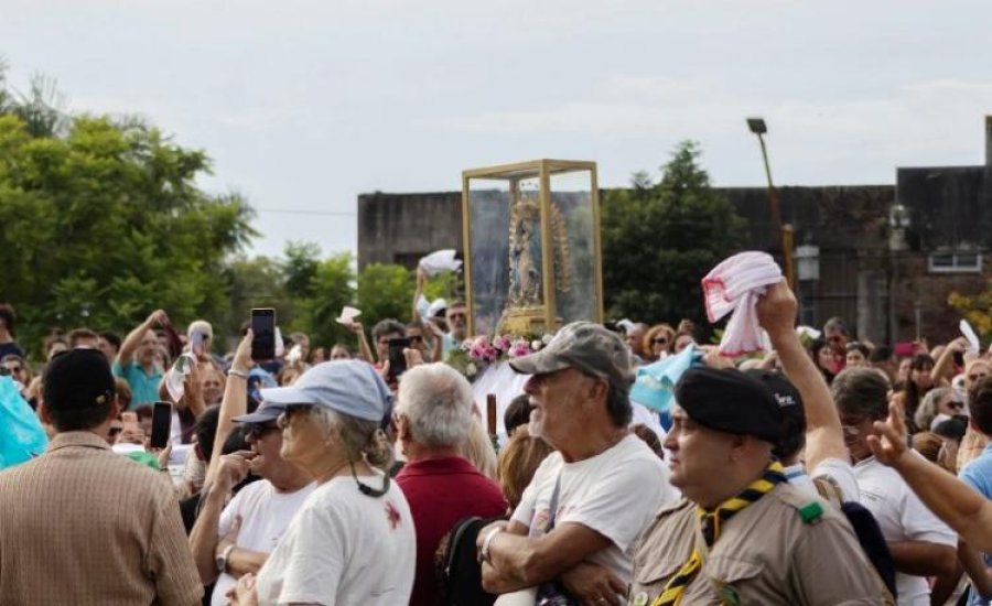 Masiva participación en la tradicional peregrinación.