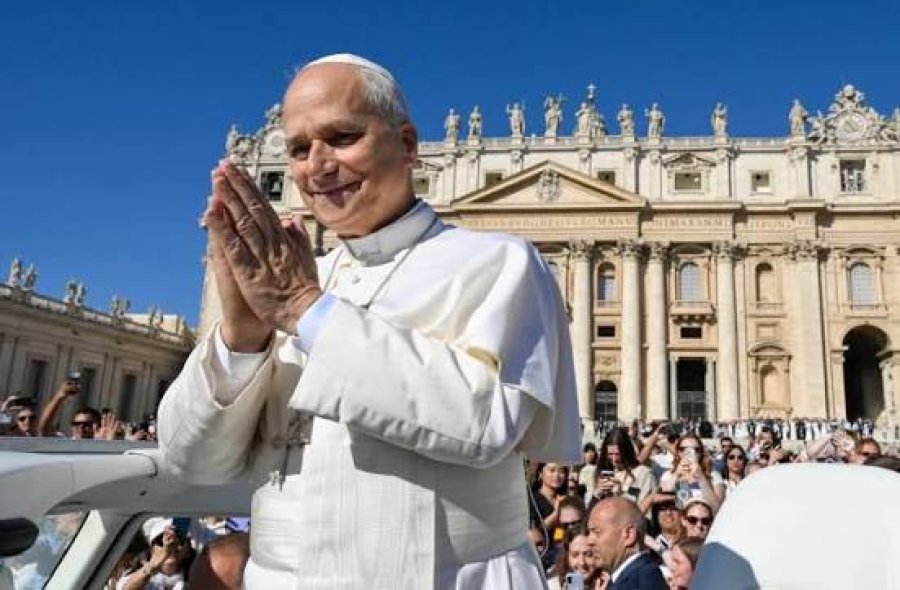 EL PAPA EN ARGENTINA. El Gobierno decretar&aacute; feriado nacional el lunes 9 de noviembre por la visita de le&oacute;n XIV.