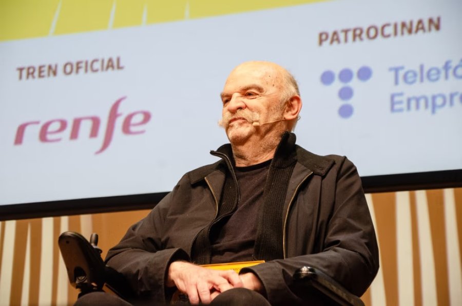 Mart&iacute;n Caparr&oacute;s dar&aacute; el discurso inaugural de la 51&ordf; edici&oacute;n de la Feria Internacional del Libro de Buenos Aires.