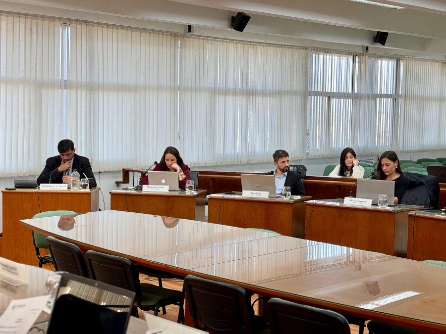 El bloque de concejales del PJ, integrado por Maximiliano Postovit, Paz Caruso, Juan Senn y Valeria Soltermam, present&oacute; los tres proyectos que se discutieron durante la sesi&oacute;n de este jueves. (FOTO PRENSA CONCEJO)